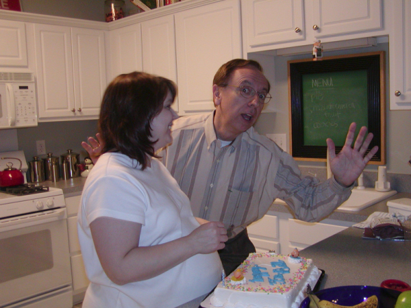 Mandy Phil silly expression w cake